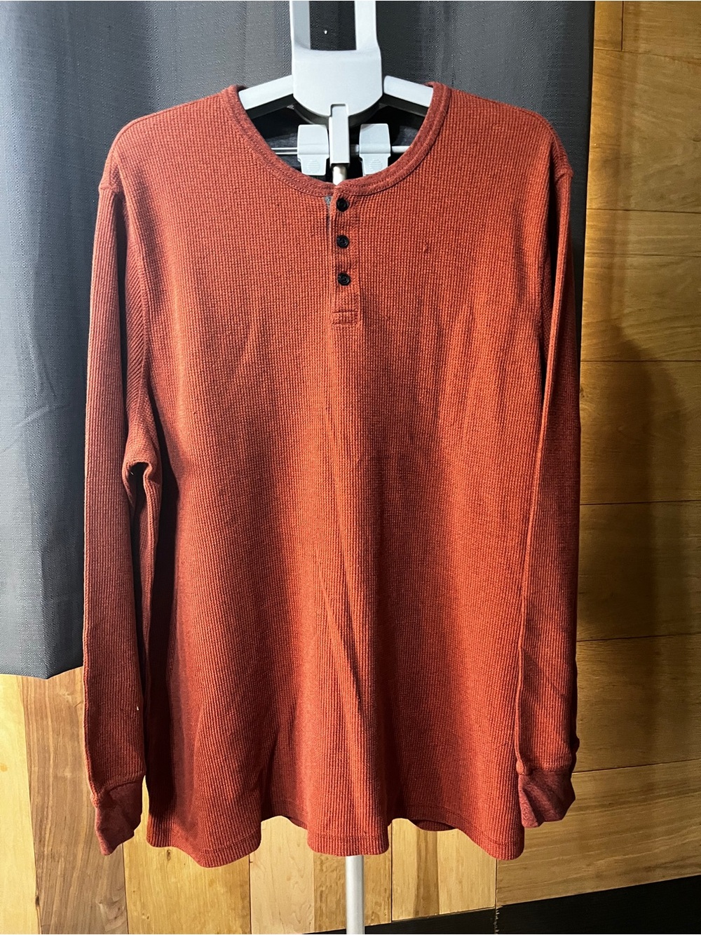 George Men's Long-Sleeve Henley Thermal Shirt - Rust